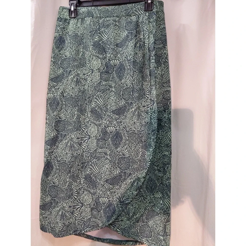 Womens Rip Skirt Hawaii Beach Wear Green Print Size Small Long